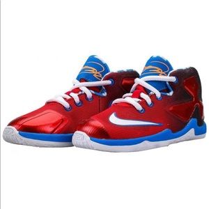 Nike Lebron XIII Toddler Boys Shoe Size 5 NWOT